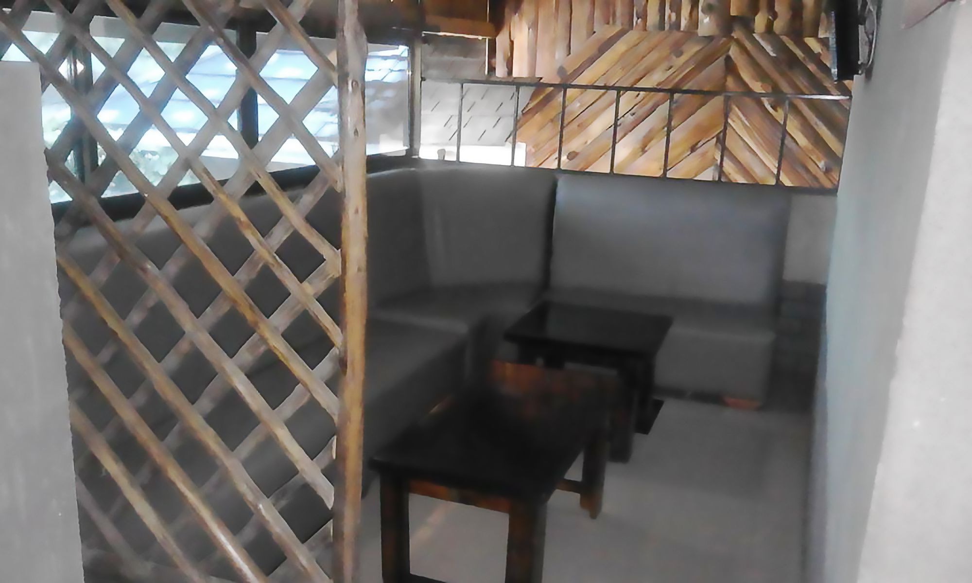 Bison Hotel Nakuru Buitenkant foto